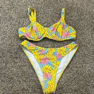 Shein Women’s Swimsuit Set Pink and Yellow Flower Blue Size Medium